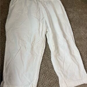 White Cropped Pants capris